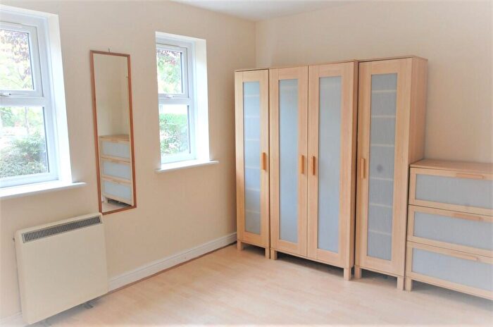 1 Bedroom Flat For Sale In Basevi Way, London, SE8