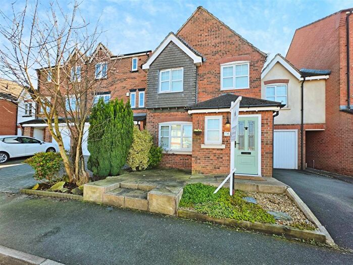 4 Bedroom Link Detached House For Sale In Briarswood, Biddulph, Staffordshire Moorlands, ST8