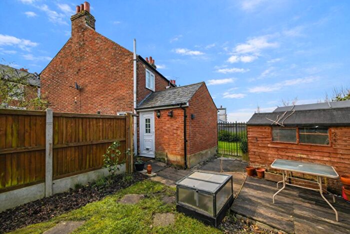 2 Bedroom End Of Terrace House For Sale In Prospect Place, Canterbury, CT1