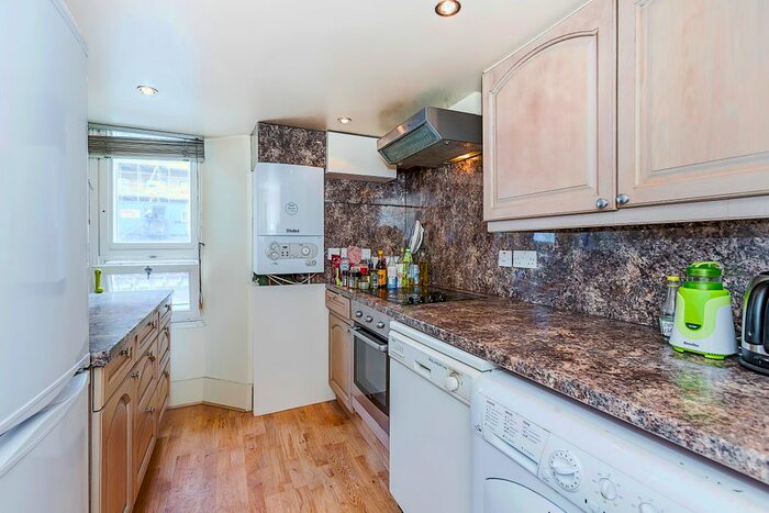 Studio To Rent In Cornwall Gardens, London, SW7