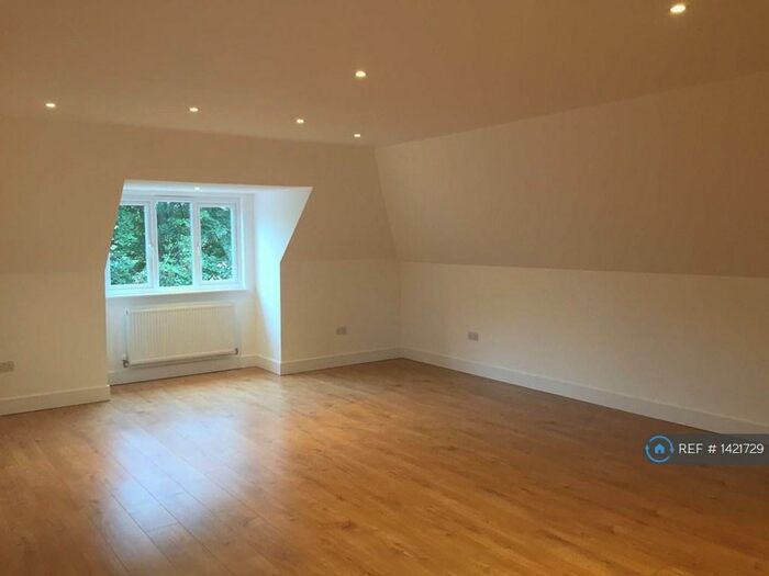 1 Bedroom Flat To Rent In Foxley Hill Road, Purley, CR8