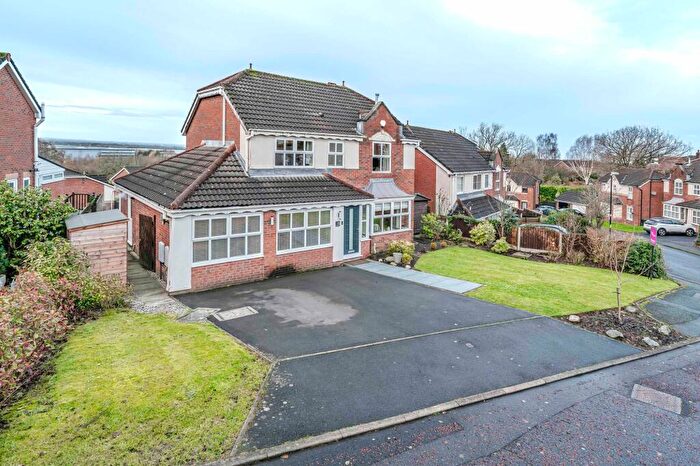 4 Bedroom Detached House For Sale In Foxglove Drive, Whittle-Le-Woods, PR6