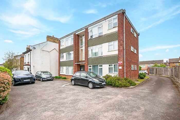 1 Bedroom Flat For Sale In Langley Road, Beckenham, BR3
