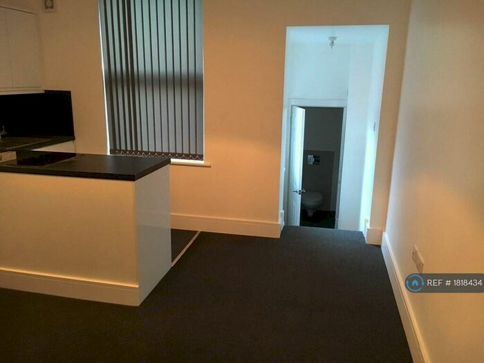 Studio To Rent In Albany Road, Coventry, CV5