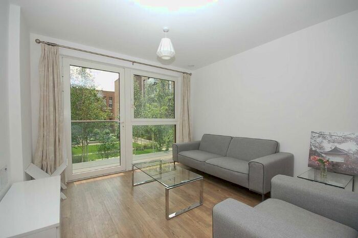 2 Bedroom Flat To Rent In Pell Street, London, SE8