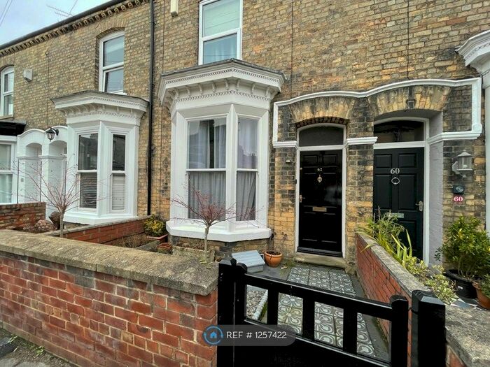 2 Bedroom Terraced House To Rent In Fountayne Street, York YO31
