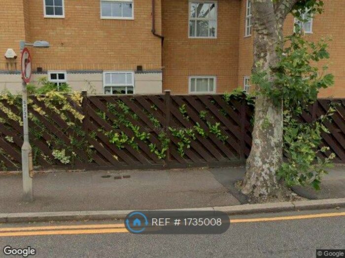 2 Bedroom Flat To Rent In Upward Court, Romford, RM1