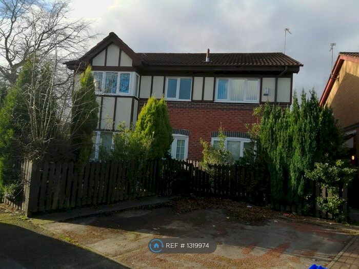 2 Bedroom Semi-Detached House To Rent In St. Martins Drive, Salford M7