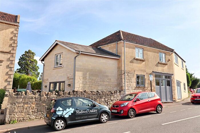 1 Bedroom Apartment For Sale In Rear Of Lower Oldfield Park, Bath, BA2