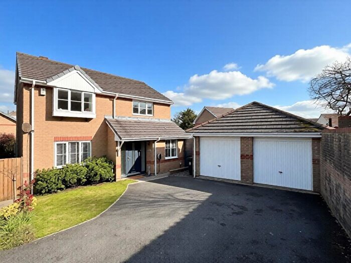 4 Bedroom Detached House For Sale In Shackleton Drive, Newquay, TR7