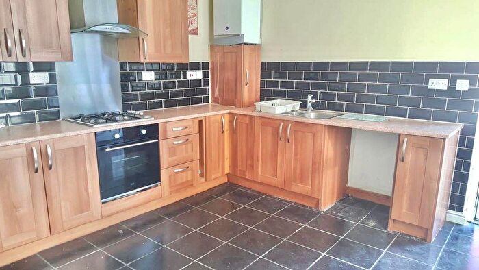 2 Bedroom End Terrace House To Rent In Owram Street, Darfield, Barnsley, S73