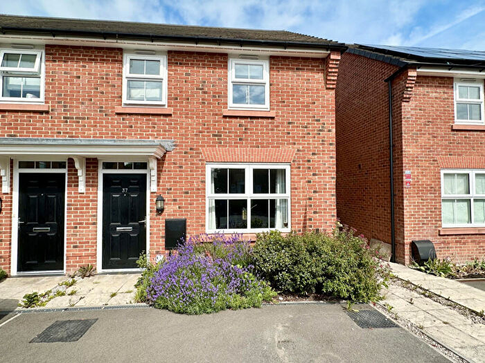 3 Bedroom Semi-Detached House For Sale In Newmarket Drive, Lightfoot Green, Preston, PR4