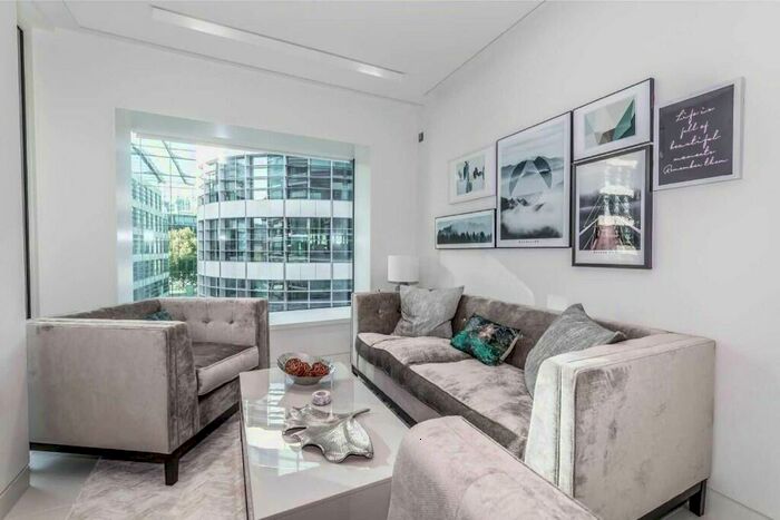 1 Bedroom Apartment To Rent In Sugar Quay, Landmark Place, London, EC3R