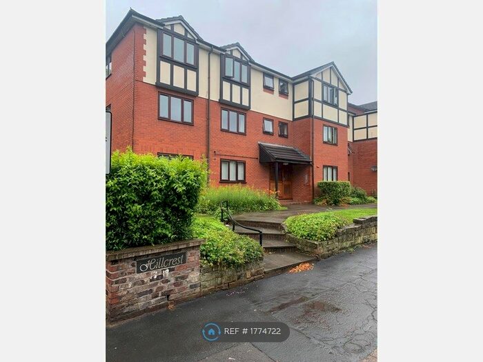 2 Bedroom Flat To Rent In Park Road, Salford, M6