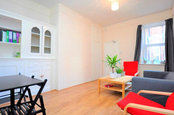 2 Bedroom Flat To Rent In Shortridge Terrace, Newcastle Upon Tyne, NE2