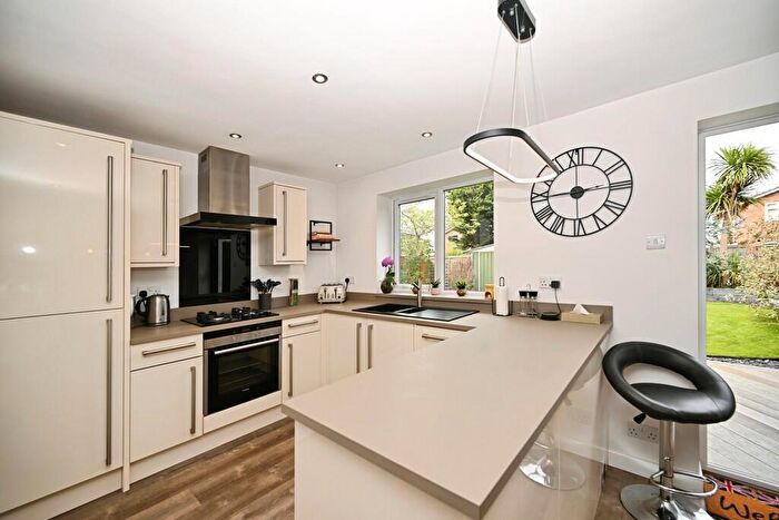 4 Bedroom Detached House For Sale In Buccleuch Close, Dunchurch, Rugby, CV22