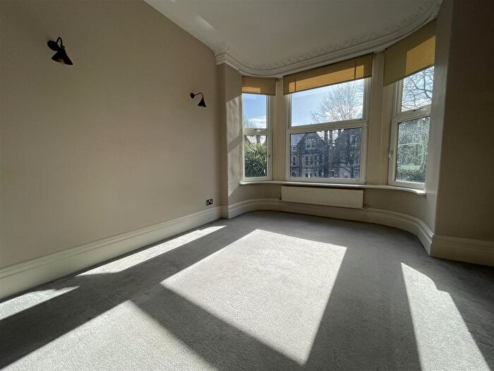 2 Bedroom Flat To Rent In Cathedral Road, Pontcanna, Cardiff, CF11