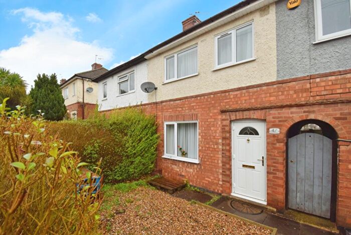 2 Bedroom Terraced House For Sale In Woodstock Road, Leicester, Leicestershire, LE4