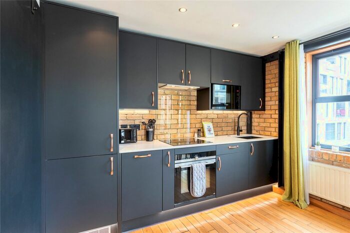 1 Bedroom Flat To Rent In Winchester House, Southwark Bridge Road, London, SE1