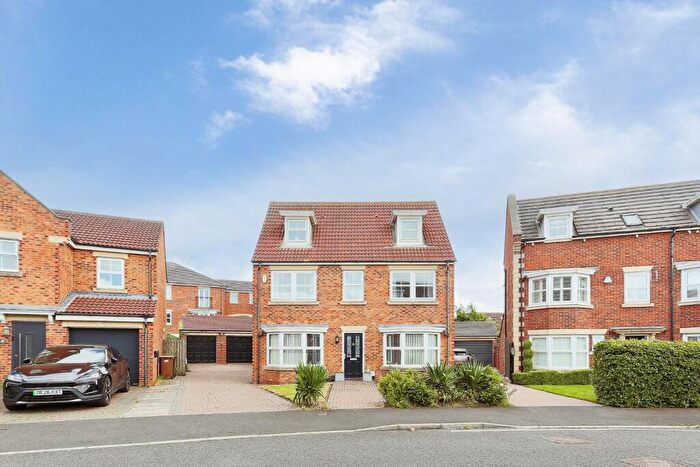 5 Bedroom Detached House For Sale In Meadow Vale, Shiremoor, NE27