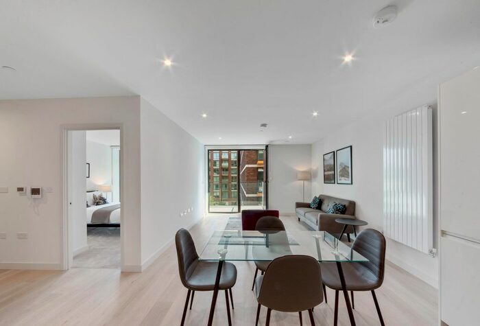 1 Bedroom Flat To Rent In John Cabot House, Royal Wharf, London, E16