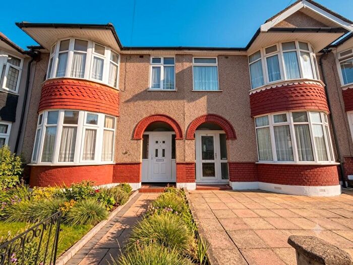 3 Bedroom Terraced House To Rent In The Drive, Barking, Barking And Dagenham, IG11