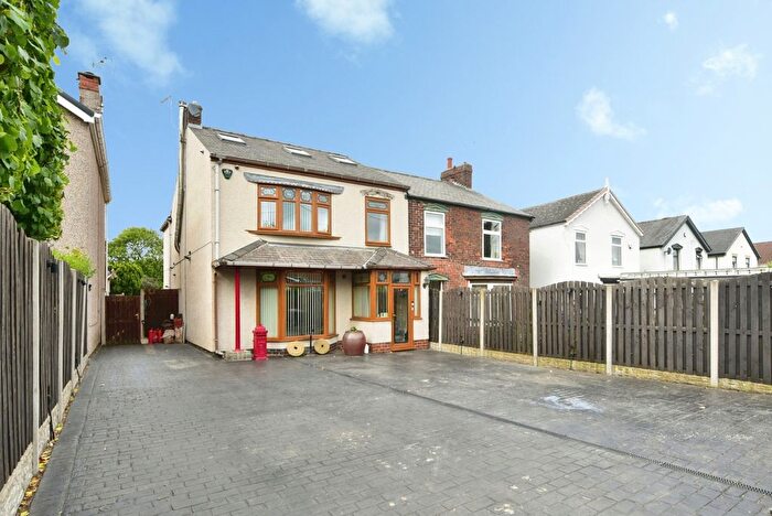 4 Bedroom Semi-Detached House For Sale In Stead Street, Eckington, Sheffield, S21