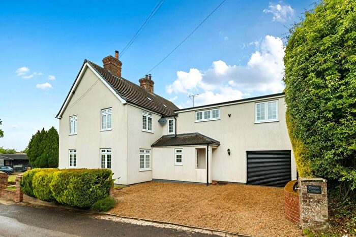 4 Bedroom Semi-Detached House To Rent In Wrotham Hill Road, Wrotham, TN15