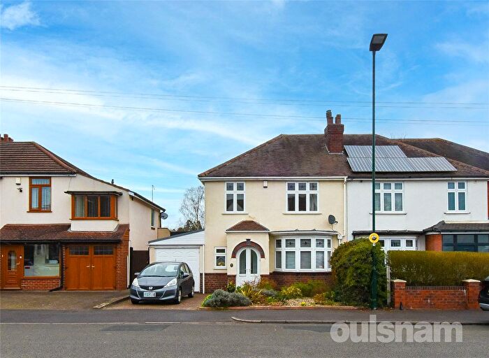 3 Bedroom Semi Detached House For Sale In Tenbury Road, Kings Heath, Birmingham, West Midlands, B14