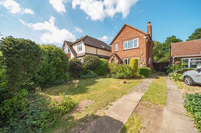2 Bedroom Detached House For Sale In Molivers Lane, Bromham, Bedford, MK43