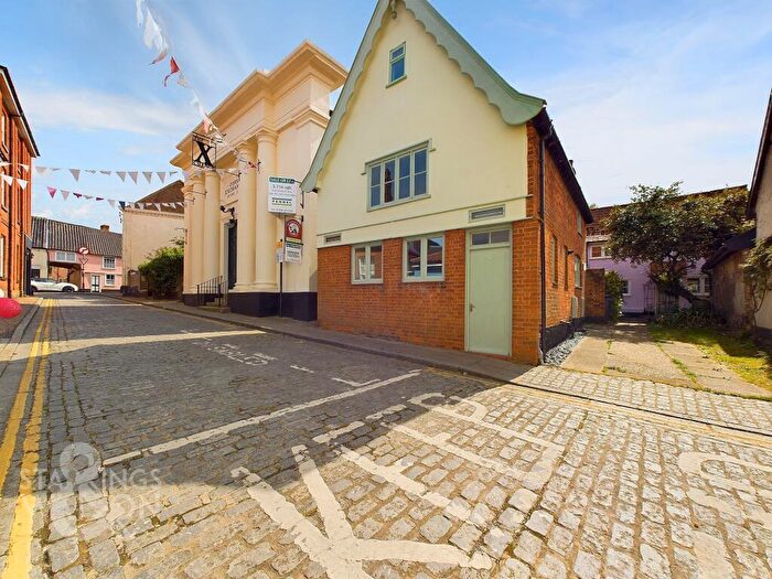 4 Bedroom Cottage For Sale In Exchange Street, Harleston, IP20