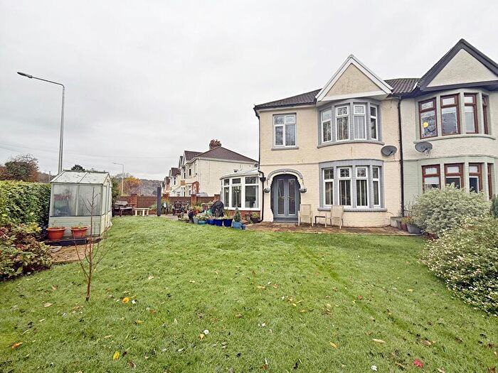 3 Bedroom Semi Detached House For Sale In Ynyslyn Road, Pontypridd, Rhondda Cynon Taff., CF37