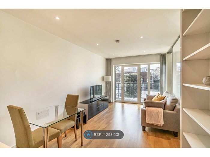 1 Bedroom Flat To Rent In Juniper Drive, London, SW18