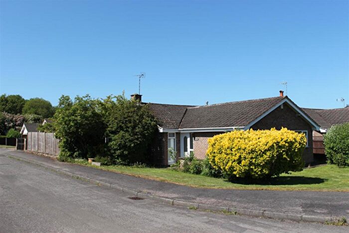 3 Bedroom Detached Bungalow For Sale In Beech Croft, Breadsall Village, Derby, DE21