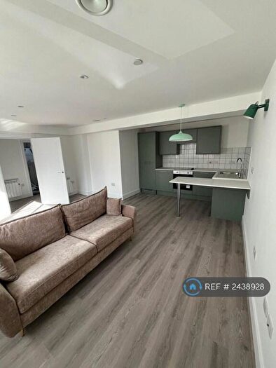 1 Bedroom Flat To Rent In High Street, Merthyr Tydfil, CF47