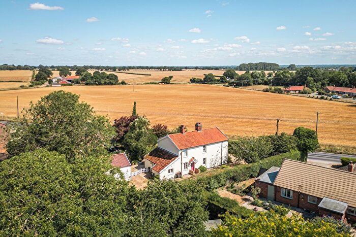 3 Bedroom Detached House For Sale In Attleborough Road, Rockland All Saints, Attleborough, NR17