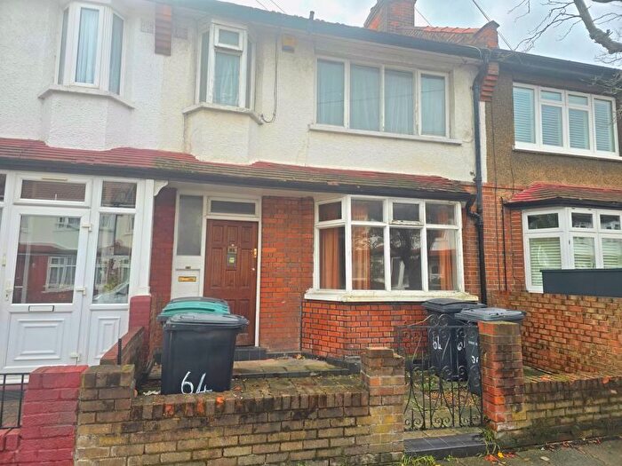 3 Bedroom Terraced House For Sale In Higham Road, London, N17