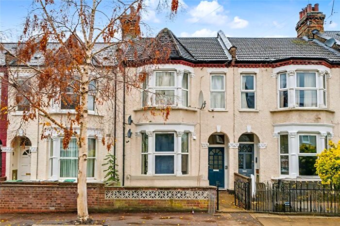 1 Bedroom Terraced House To Rent In Gloucester Road, London, N17