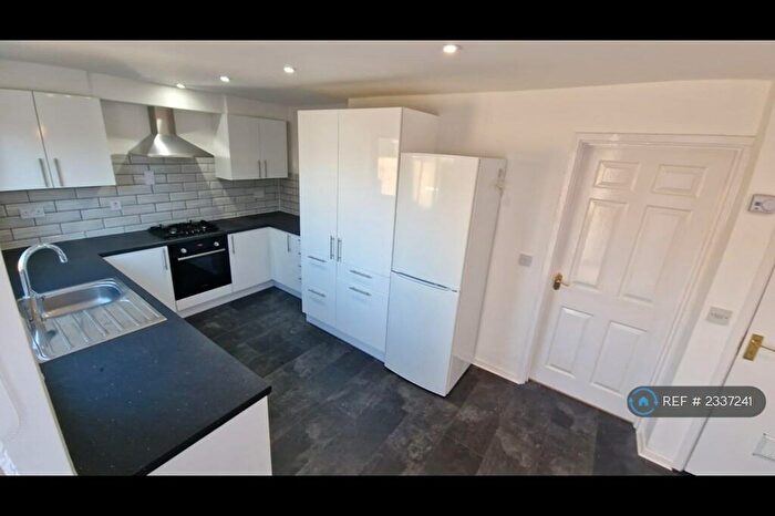 3 Bedroom Semi-Detached House To Rent In Maypole Lane, Derby, DE23