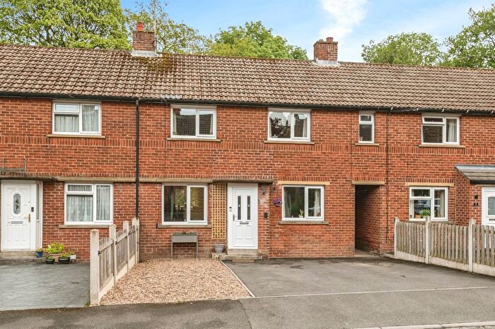 3 Bedroom Terraced House For Sale In Royds Drive, New Mill, Holmfirth, HD9