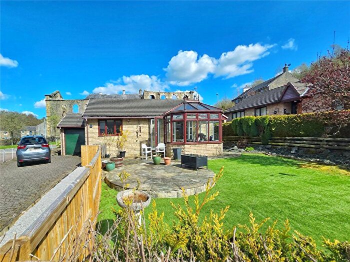 2 Bedroom Bungalow For Sale In Brandwood Park, Stacksteads, Rossendale, OL13