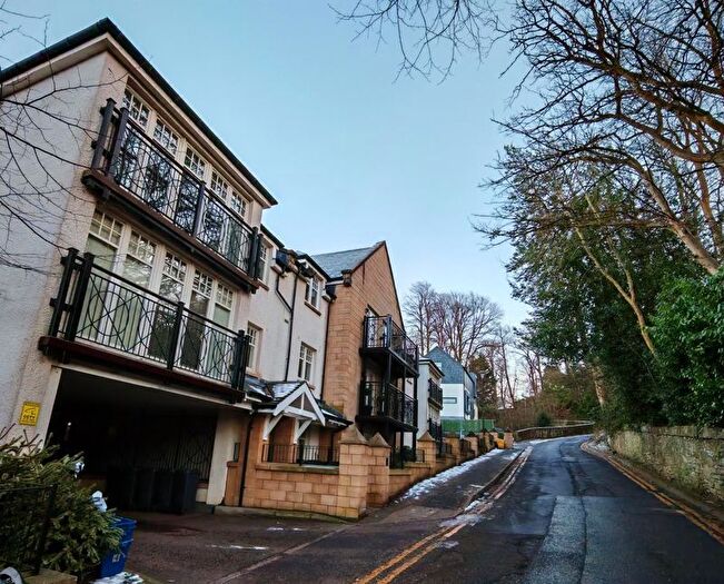 3 Bedroom Flat To Rent In West Mill Road, Colinton, Edinburgh, EH13