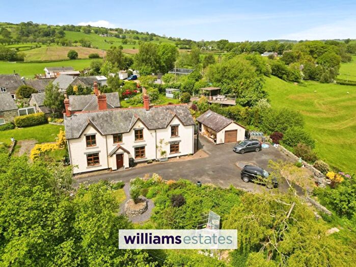 4 Bedroom Semi-Detached House For Sale In Cynwyd, Corwen, LL21