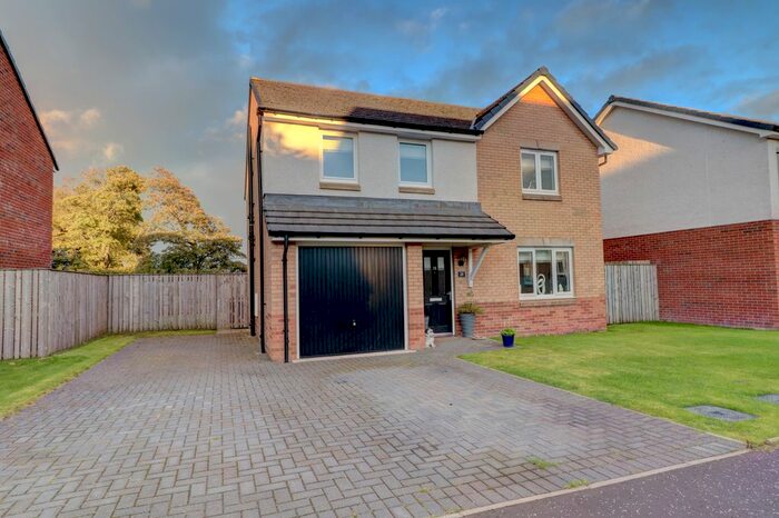 4 Bedroom Detached House For Sale In Rickard Avenue, Strathaven, ML10