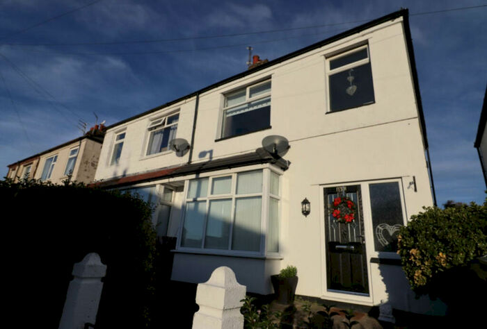 3 Bedroom Semi-Detached House To Rent In Crowder Avenue, Thornton-cleveleys, Lancashire, FY5
