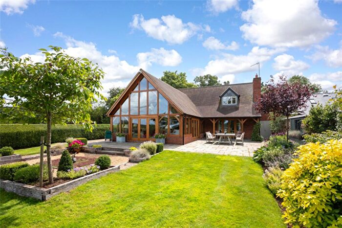 4 Bedroom Detached House For Sale In Station Road, Little Houghton, Northamptonshire, NN7