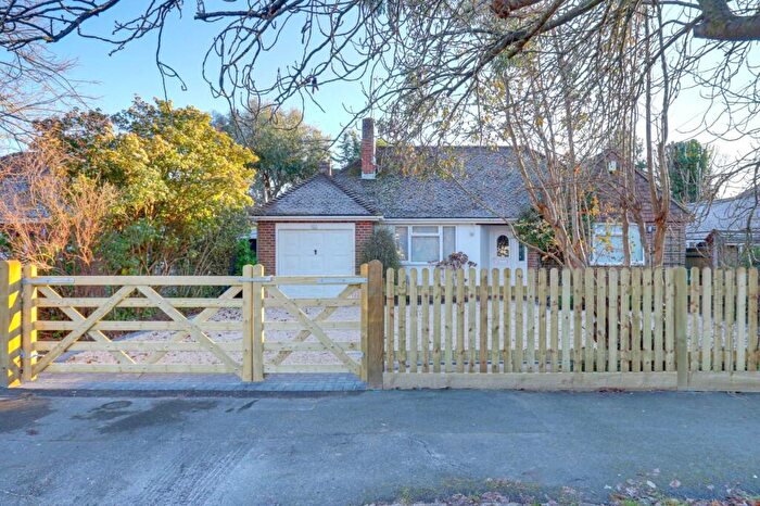 2 Bedroom Detached Bungalow For Sale In Richmond Road, Caversham Heights, RG4