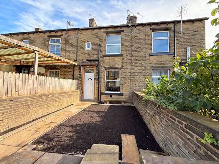 2 Bedroom Terraced House For Sale In Surrey Street, Halifax, HX1