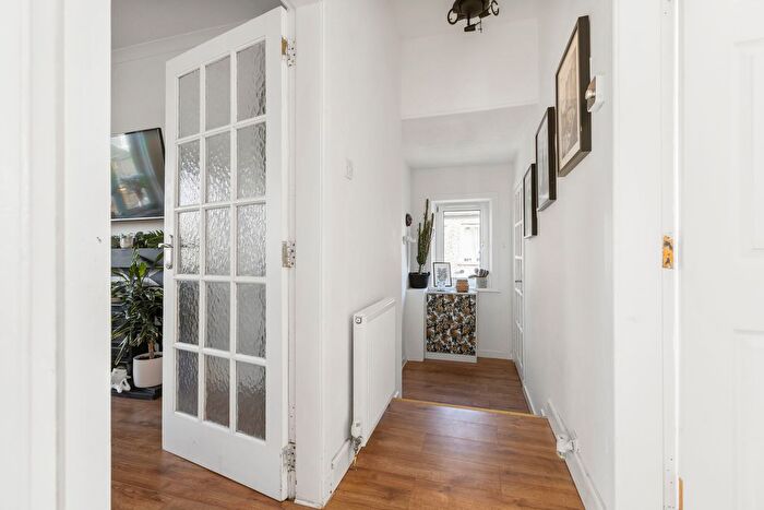 2 Bedroom Flat For Sale In Pilton Gardens, Pilton, Edinburgh, EH5