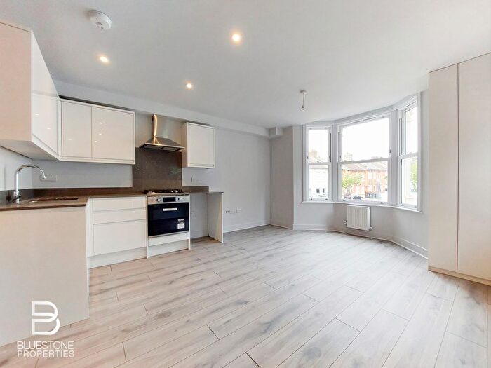 1 Bedroom Flat To Rent In Temple Road, Croydon, CR0